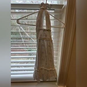 White aerie around the neck dress size small